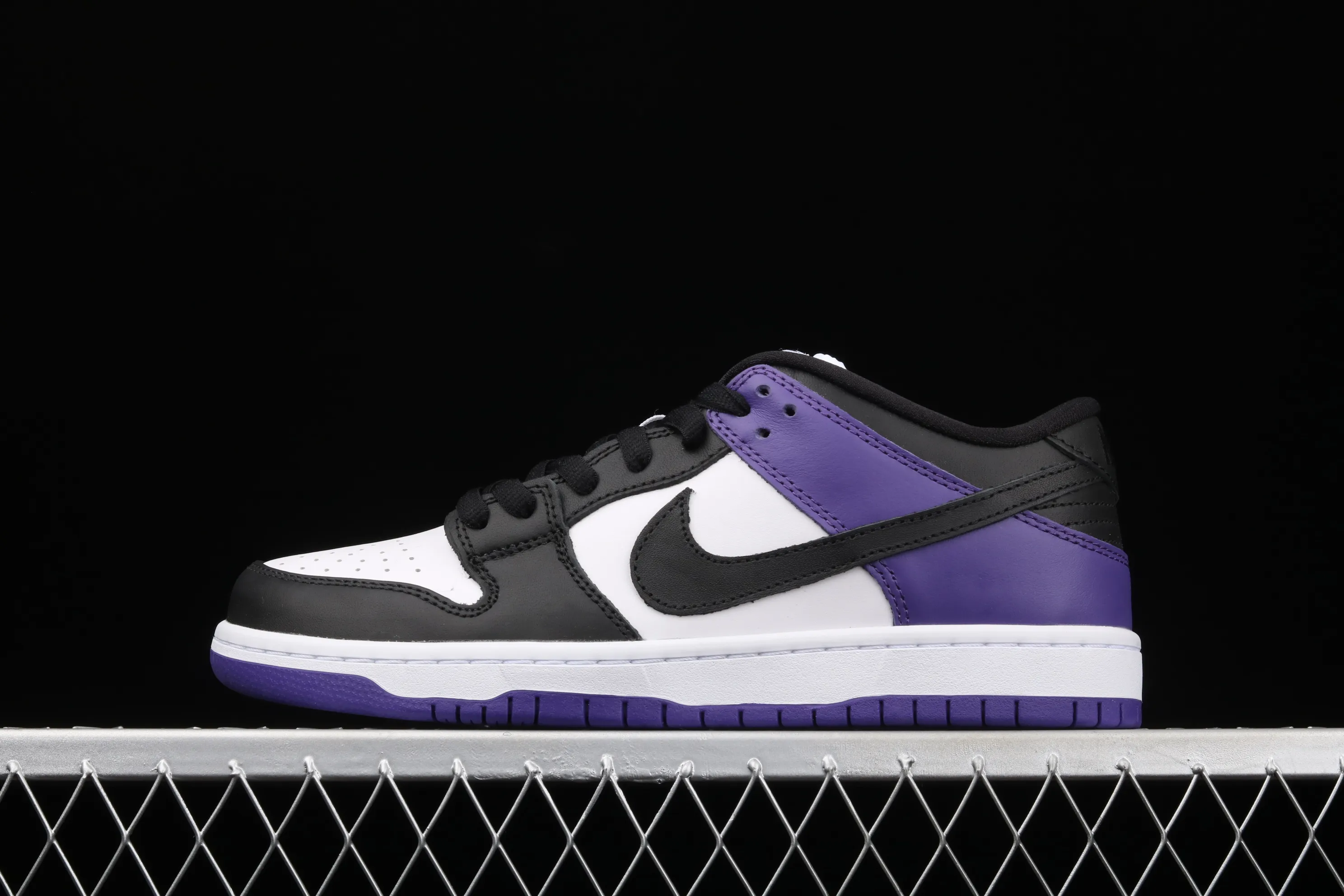 All Categories Nk SB Dunk Series Nk SB Dunk Low Low-top Sneakers #ZG Version Nk SB Dunk Low "Court Purple" Black Purple North Carolina Blue Low-top Casual Sports Skateboard Shoes BQ6817-500
